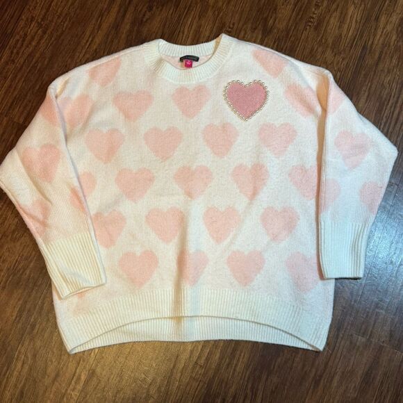 Vince Camuto Crewneck Heart Sweater, Size Medium Cream Pink - Picture 1 of 5